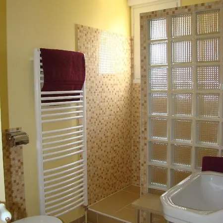 Guest house La Maison De Lestang *